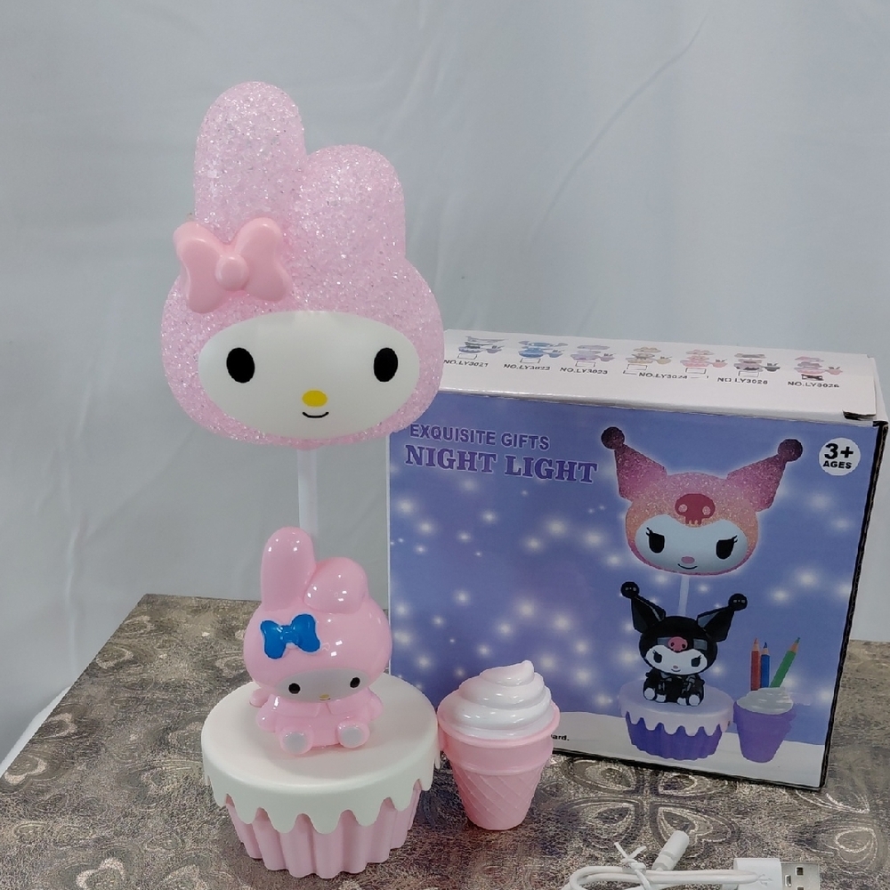 Pink Hello Kitty Night Light - Picture 4 of 9